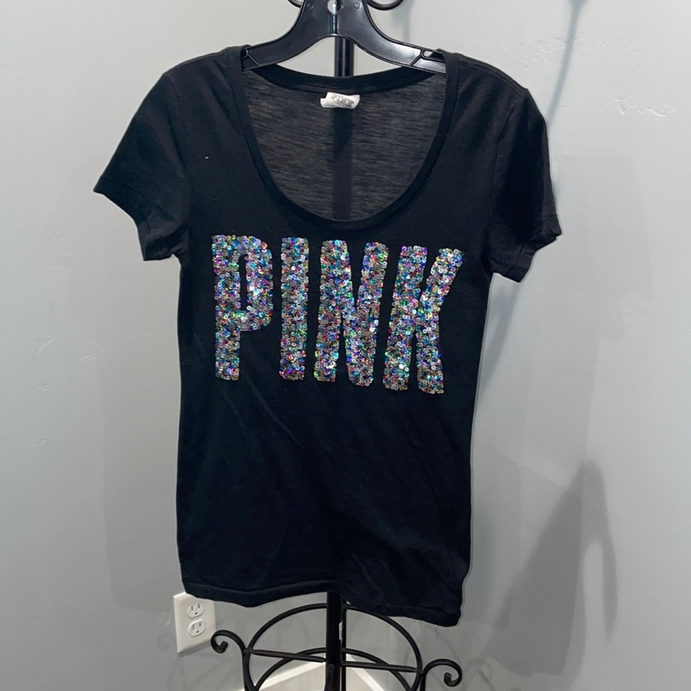 XS pink t-shirt